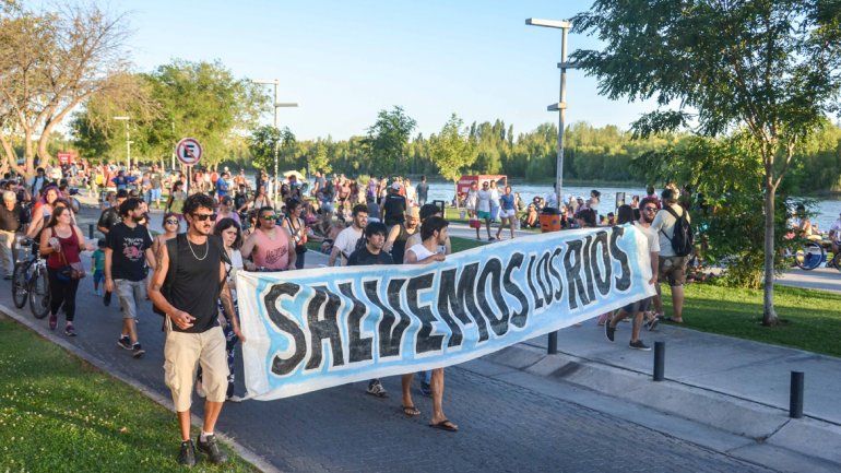 Muchos vecinos vienen pidiendo la limpieza de los ríos.