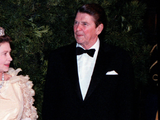 El FBI reveló que intentaron matar a la reina Isabel en 1983