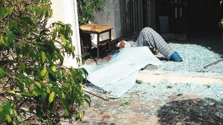 Tres delincuentes fueron abatidos y también murió un policía en Bolivia.