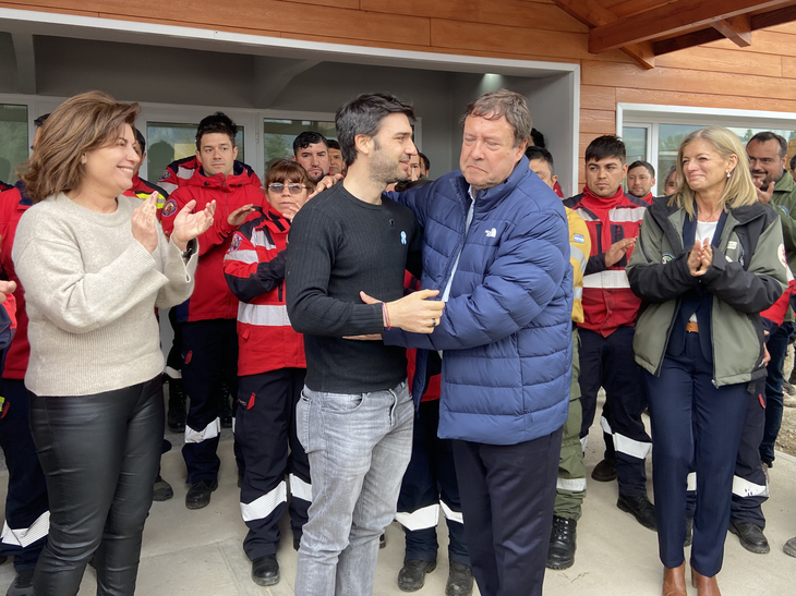 Un acuerdo de Chubut y Río Negro de gestión de riesgos frente a la inacción nacional. Foto: prensa de Río Negro. Un acuerdo de Chubut y Río Negro de gestión de riesgos frente a la inacción nacional. Foto: prensa de Río Negro.