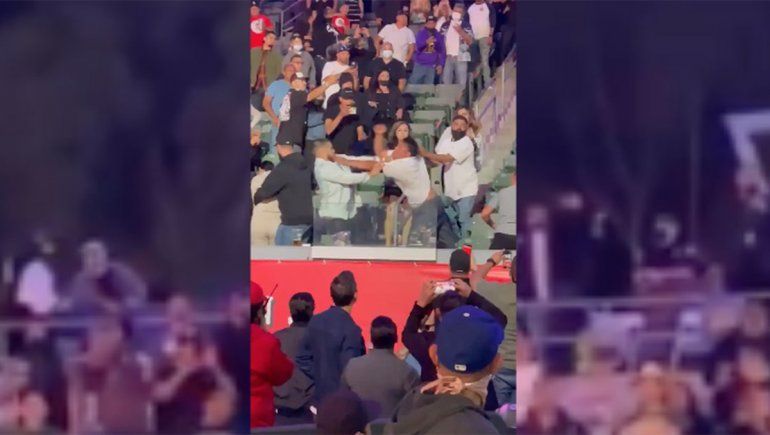 En la pelea entre Andy Ruiz y Arreola, también hubo piñas en las tribunas