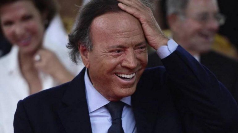 Revelaron que Julio Iglesias tiene un hijo hasta ahora secreto: llueven los memes