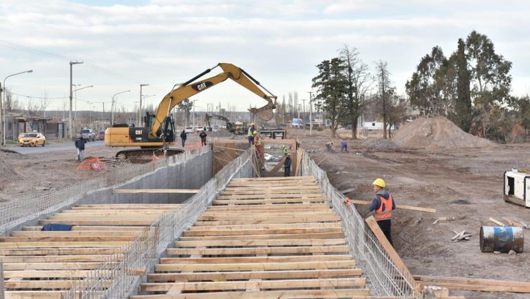 Avanza el entubado del canal Necochea: será una gran avenida de cuatro manos