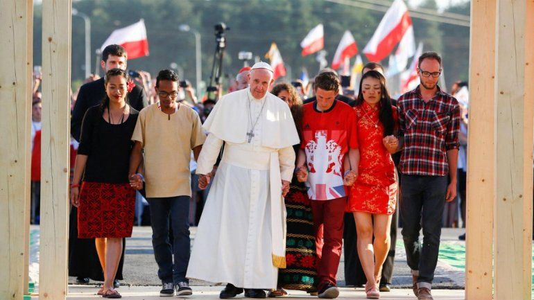 Con una multitudinaria misa, Francisco puso fin a la Jornada Mundial de la Juventud