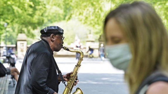 Nueva York se prepara para su apertura el 8 de junio