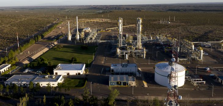 Mega busca fortalecer el desarrollo de los líquidos asociados al petróleo y gas natural de Vaca Muerta. Mega busca fortalecer el desarrollo de los líquidos asociados al petróleo y gas natural de Vaca Muerta.