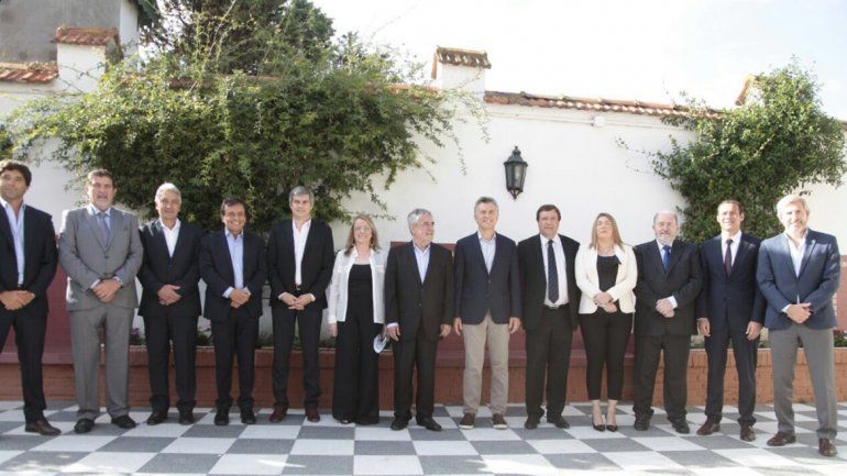 Macri está reunido con Gutiérrez y el resto de los gobernadores patagónicos