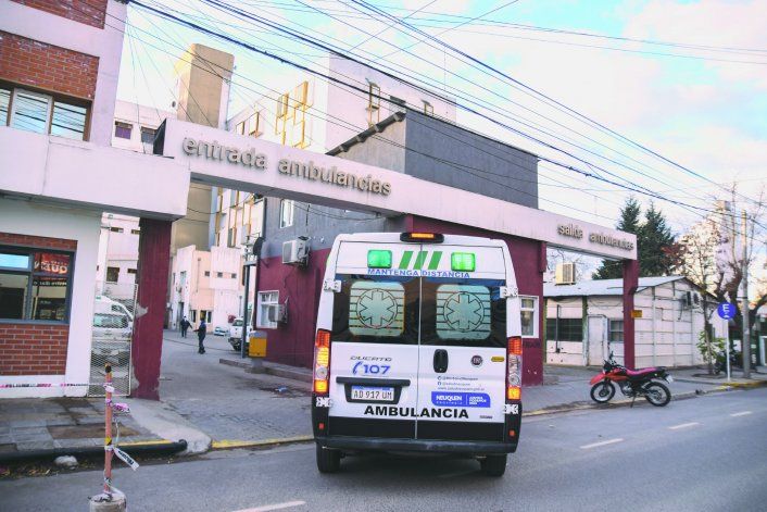 En hombre atacado en plena calle del barrio Cuenca XV fue trasladado de urgencia el hospital Castro Rendón, donde finalmente murió.