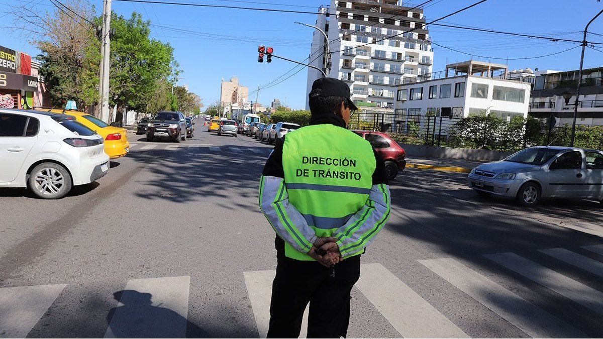 Confusión y malestar tras los cambios de sentido de calles en Neuquén: qué dijo la gente