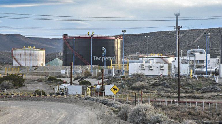En fuga. La petrolera de Paolo Rocca no quiere saber nada con los márgenes del negocio en el golfo San Jorge.