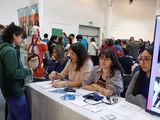 Cerca de 1.500 estudiantes de 20 establecimientos educativos asistieron a la primera jornada de la Expo Vocación en el CCC. El acontecimiento cierra este viernes. 