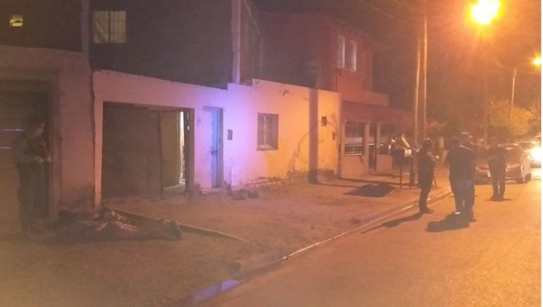 En un violento robo, un Bin Laden le robó el arma a un policía