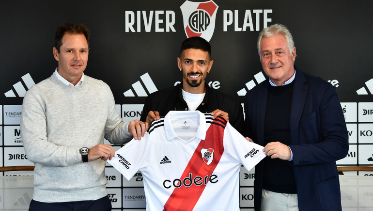 Lanzini con Brito y Patanián