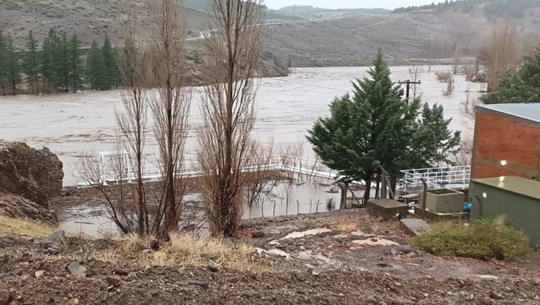 El temporal de lluvia afectó los servicios de agua y cloaca