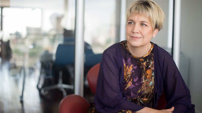 Alessandra Minicelli rompió el silencio y dijo que su marido es inocente.