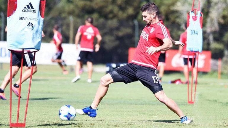 El Pipa junto con el paraguayo serán titulares ante el Decano y se perderán el siguiente contra San Lorenzo.