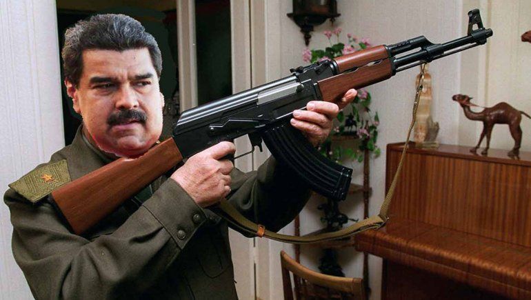 Venezuela: Maduro entregará 13.000 fusiles a obreros