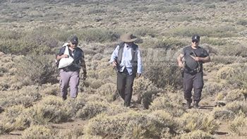 El hombre de 71 años fue hallado a 55 kilómetros de Los Chihuidos. El hombre de 71 años fue hallado a 55 kilómetros de Los Chihuidos.