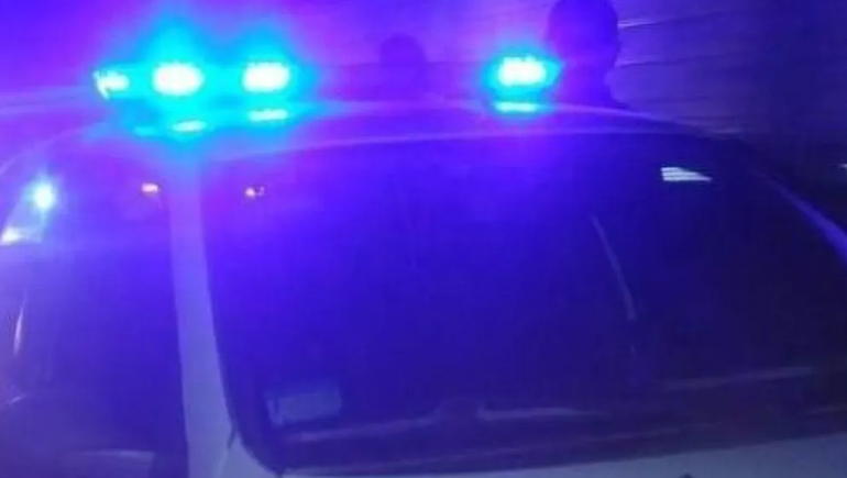 Lo durmieron de un palazo para robarle la batería del tractor