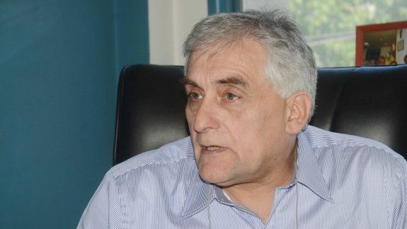Francisco Melo.