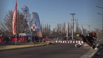 el tremendo palo que se pego un importante piloto de karting en neuquen