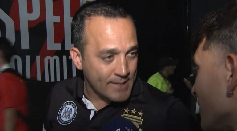 El árbitro Espinoza, furioso contra Caruso Lombardi por las críticas