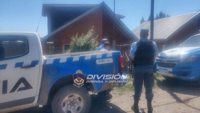 El sospechoso de robarle al policía también robó un local de empanadas