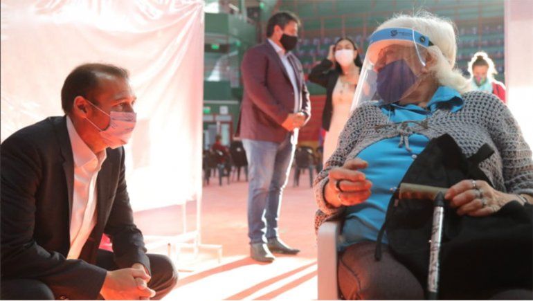 Gutiérrez sobre la vacunación a mayores de 80: Es un acto de estricta justicia social y sanitaria