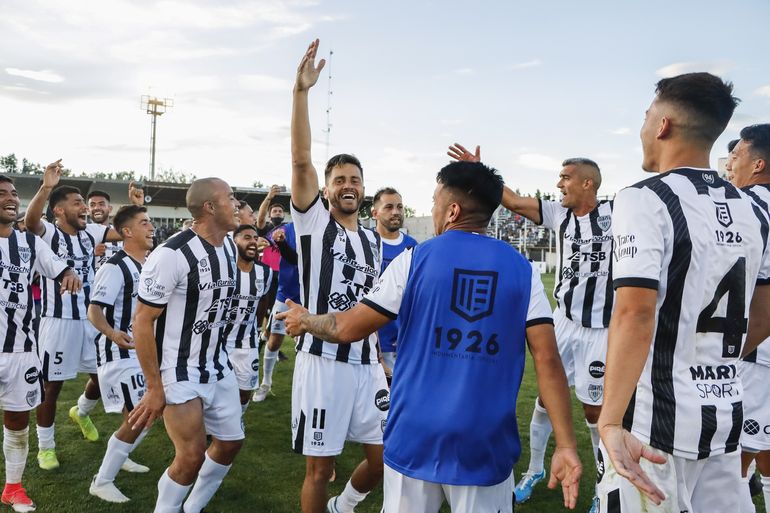 La abrupta partida de Trecco que cayó como una bomba en Cipolletti