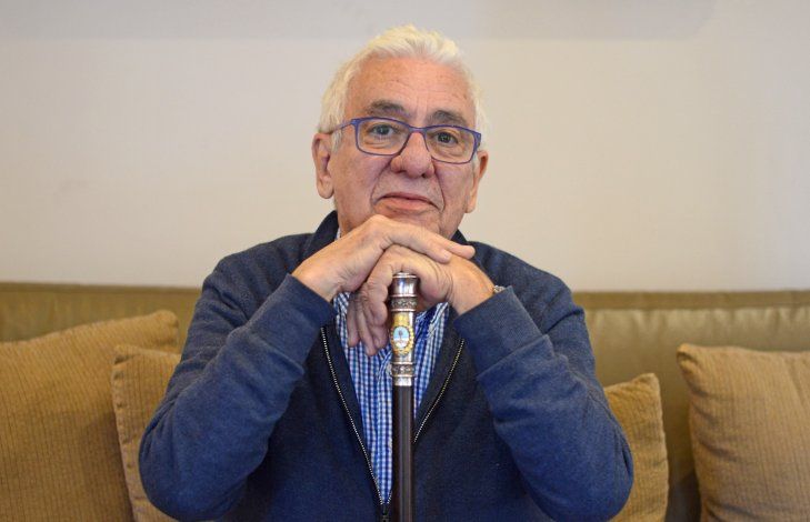 Juan Carlos Pallarols, el artesano detrás del bastón que recibirá Alberto Fernández