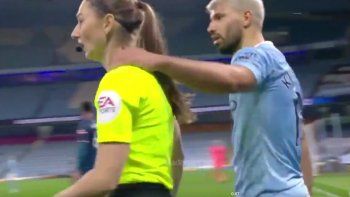 polemico: el kun agüero volvio y tomo del cuello a una jueza polemico: el kun agüero volvio y tomo del cuello a una jueza