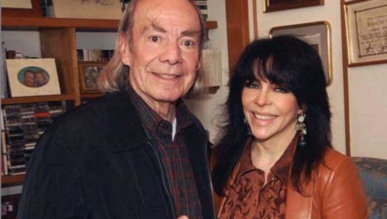 El dolor de Cristian Castro por la muerte de su padre, el Loco Valdés