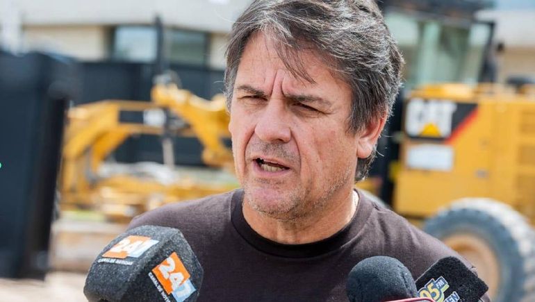 El intendnet de la ciudad de Neuquén, Mariano Gaido y la apuesta a los barrios planificados con lotes con servicios. El intendnet de la ciudad de Neuquén, Mariano Gaido y la apuesta a los barrios planificados con lotes con servicios.