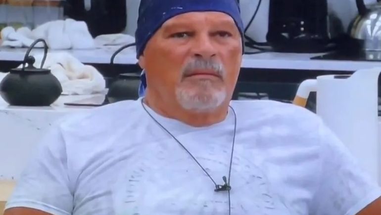 El momento en que Alfa de Gran Hermano habla de manzanas y vino neuquino