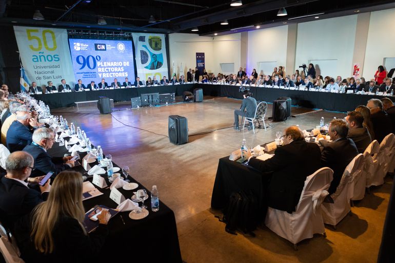Rectores y rectoras de todo el país, reunidos en San Luis. Rectores y rectoras de todo el país, reunidos en San Luis.