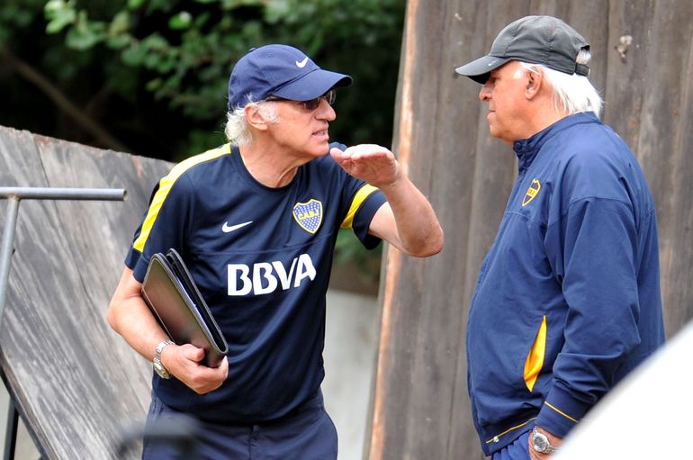El Tanque Rojas en una charla con Carlos Bianchi. El Tanque Rojas en una charla con Carlos Bianchi.