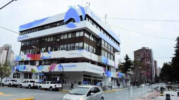 Cobran los municipales de Neuquén: ¿De cuánto es el aumento de sueldo?