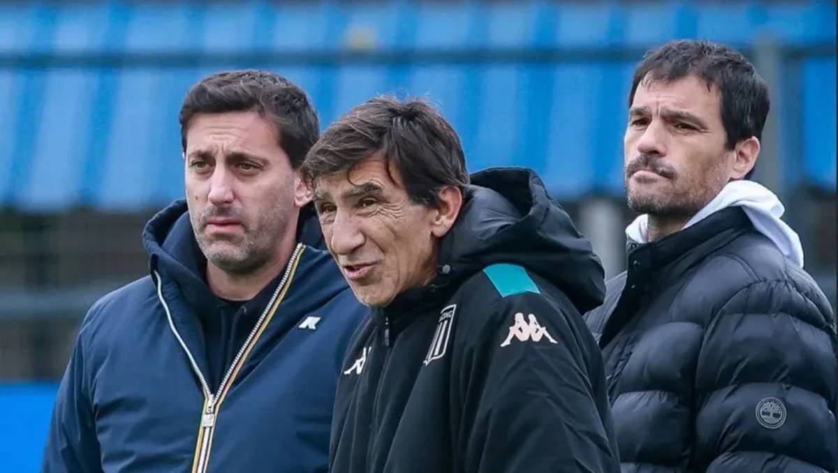 ¿Se queda? La tajante decisión que tomó la dirigencia de Racing sobre el futuro de Gustavo Costas