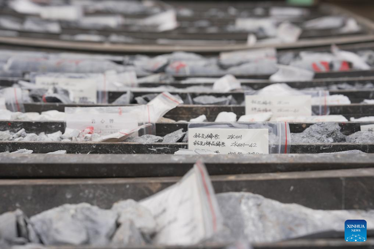 China produjo 375,16 toneladas métricas de oro en 2023, 3,12 más que el año anterior, lo que supone una subida interanual del 0,84 %, informó el pasado enero la Asociación del Oro del país asiático. Imagen: Dai Bin/Xinhua News Agency/picture alliance China produjo 375,16 toneladas métricas de oro en 2023, 3,12 más que el año anterior, lo que supone una subida interanual del 0,84 %, informó el pasado enero la Asociación del Oro del país asiático. Imagen: Dai Bin/Xinhua News Agency/picture alliance