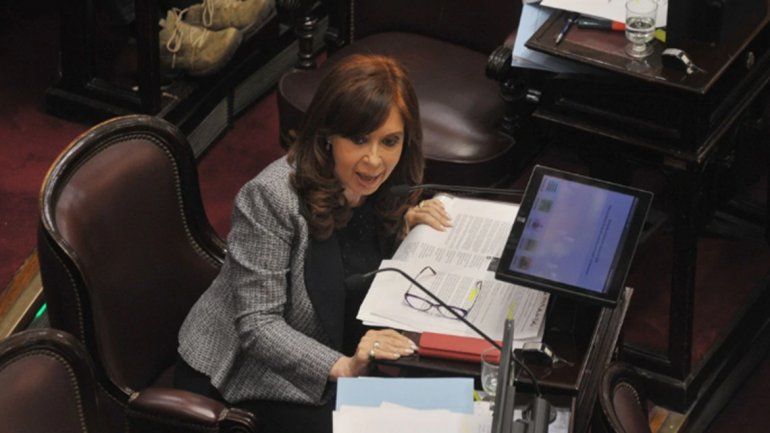 Bonadio ordenó devolver los bastones presidenciales de Cristina