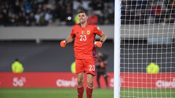 dibu martinez hablo sobre el cantito de los hinchas: escuchaba a la gente dibu martinez hablo sobre el cantito de los hinchas: escuchaba a la gente