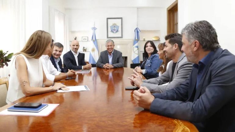 El gobernador anunció la licitación para ampliar la EPET 15 de Zapala