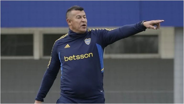Cuáles son las tres dudas de Jorge Almirón en Boca para la ida ante el Palmeiras