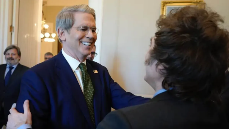 Bessent ratificó el respaldo a la política económica y dijo que Bessent ratificó el respaldo a la política económica y dijo que