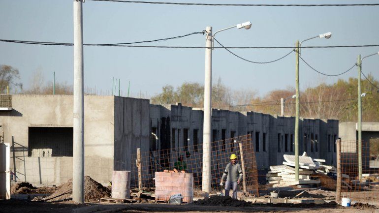 Hay 1185 casas en construcción y 1845 más listas para empezar a ejecutar.