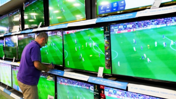 Desde televisores de 32 pulgadas hasta pantallas gigantes de 100″, las oportunidades se multiplican en reconocidas cadenas de venta de electrodomésticos.&nbsp;