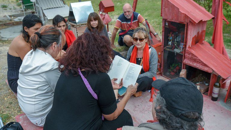 Con cuentos y poemas, veneraron al Gauchito Gil