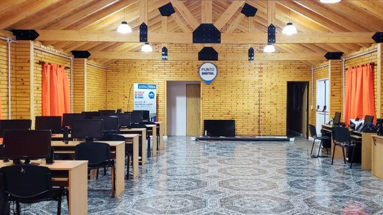 Manzano Amargo ya tiene un SUM con alta tecnología