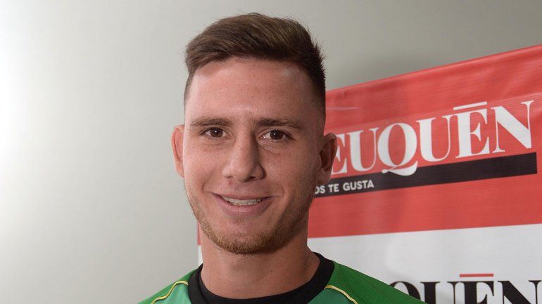 Sporle: Un orgullo que me dirija Crespo