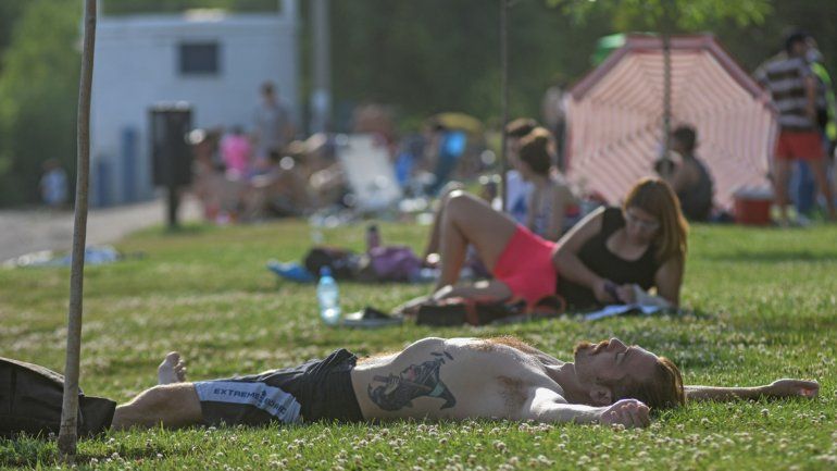 El calor se va a sentir este fin de semana.